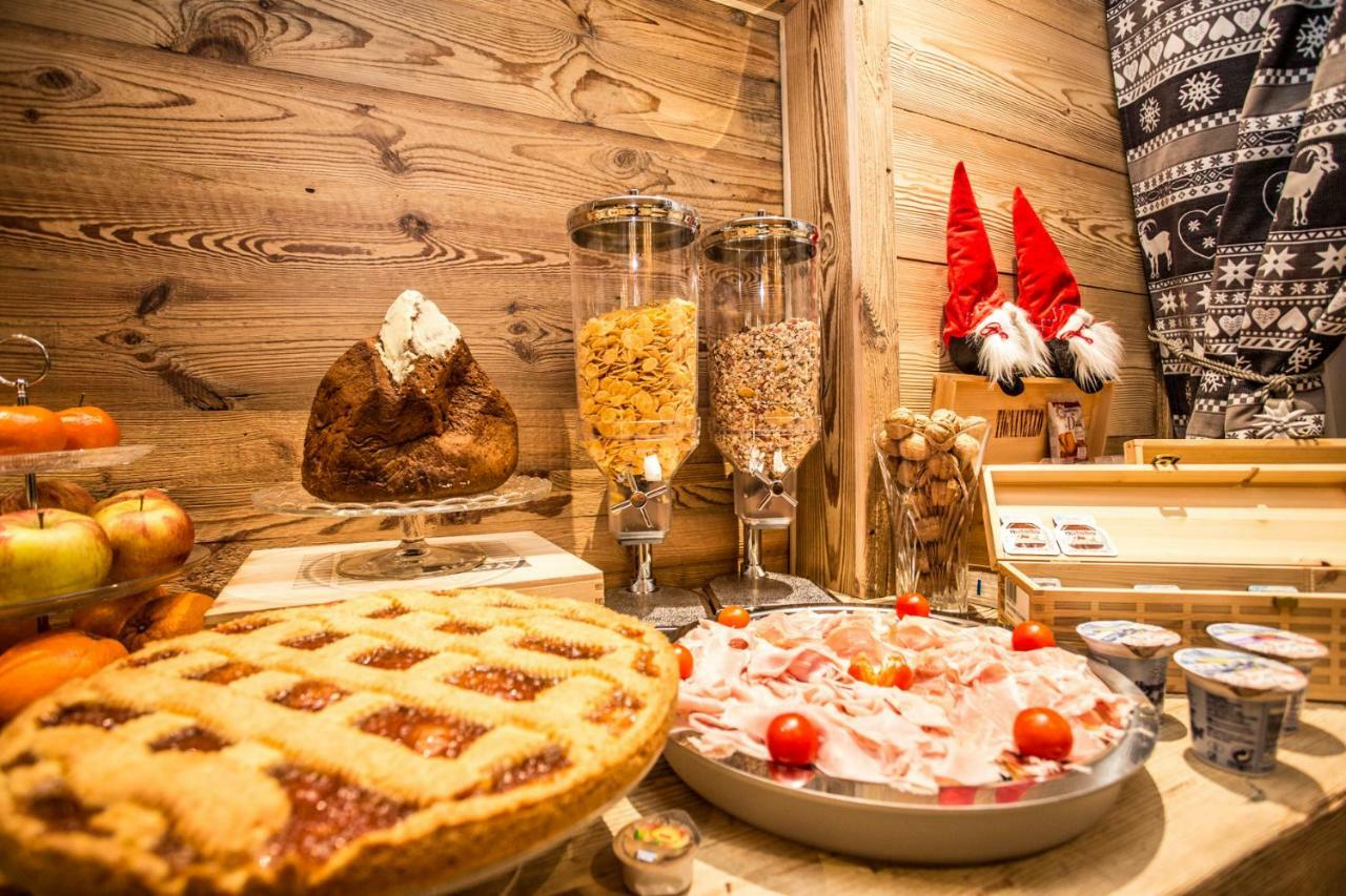 Alpine Rooms Guesthouse Брей-Червиния Экстерьер фото