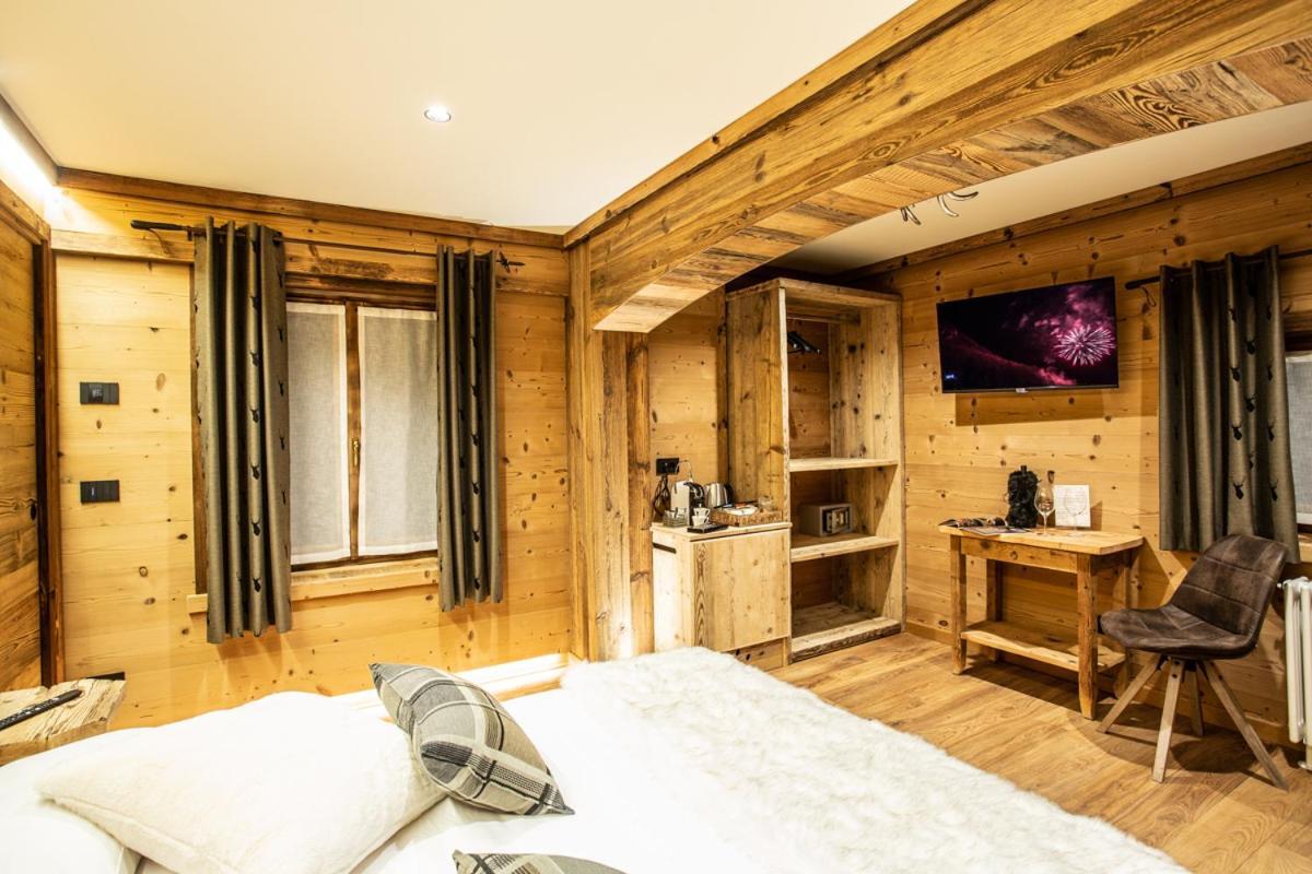 Alpine Rooms Guesthouse Брей-Червиния Экстерьер фото
